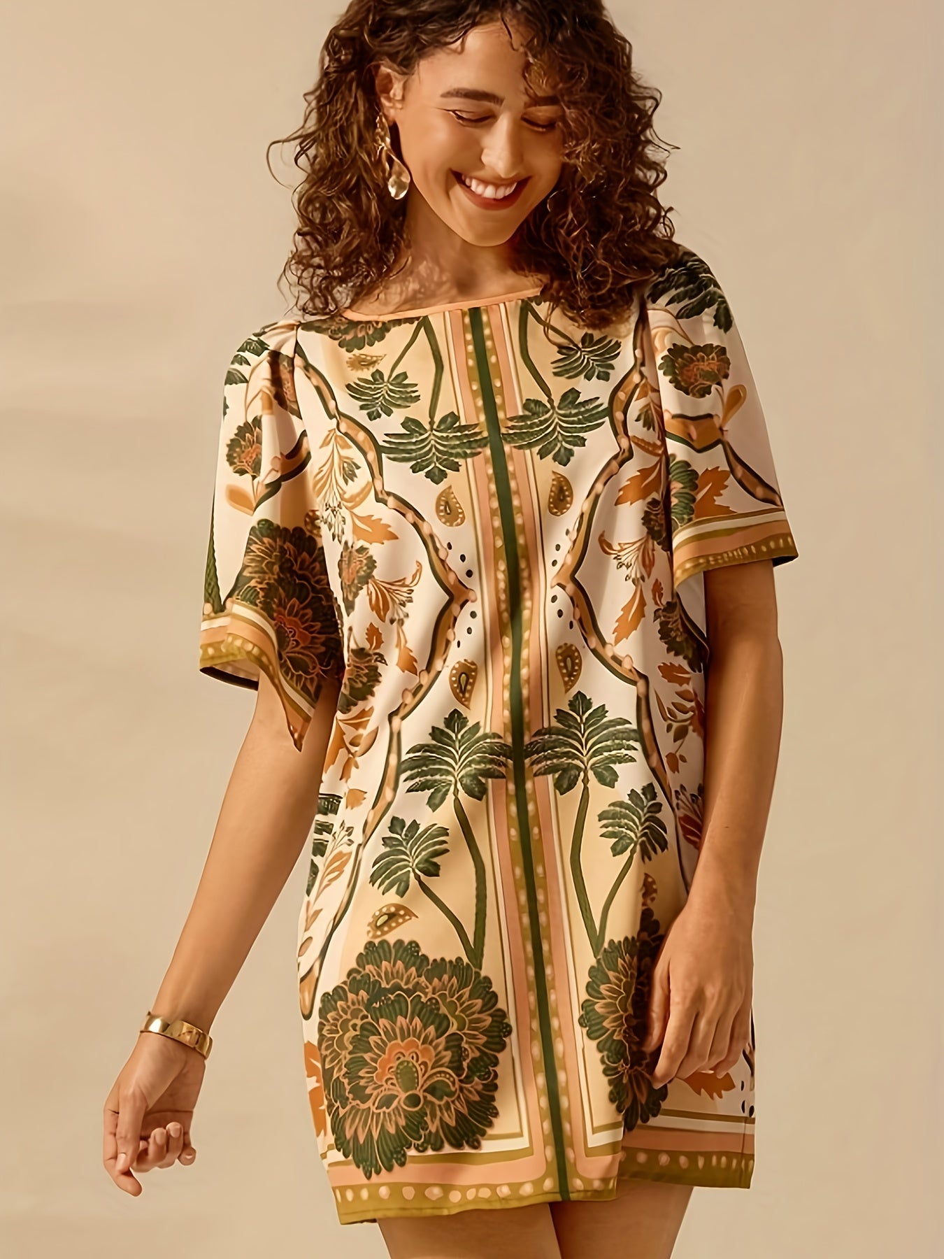 Suzy | Tunic with Tropical Flower Print