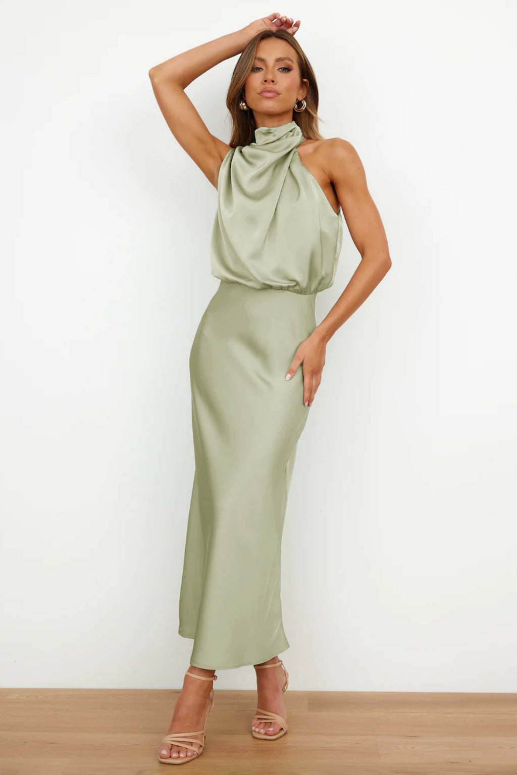 Mayra | Halterneck dress