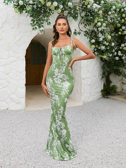 Leah | Dress with tight waist and floral print