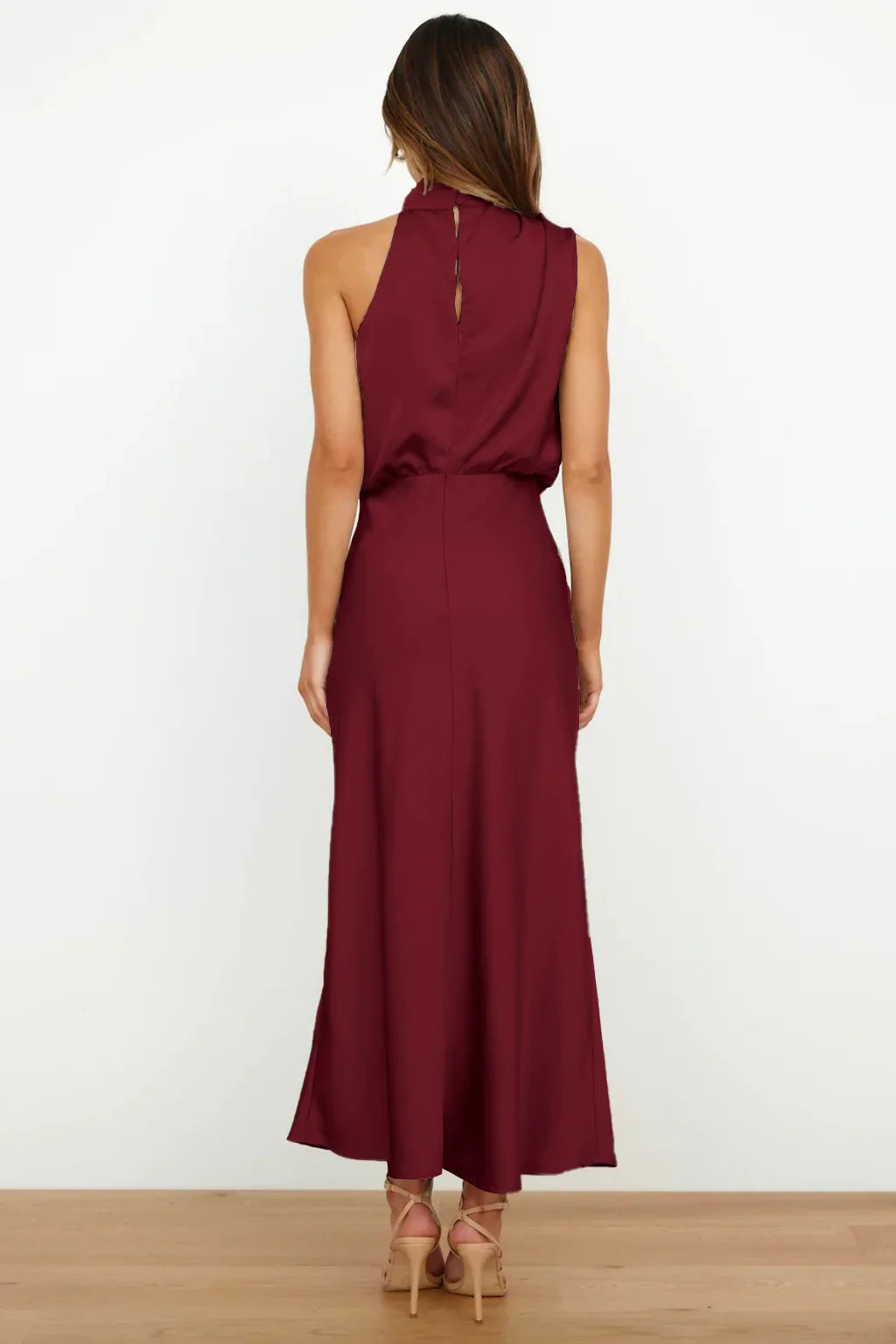 Mayra | Halterneck dress