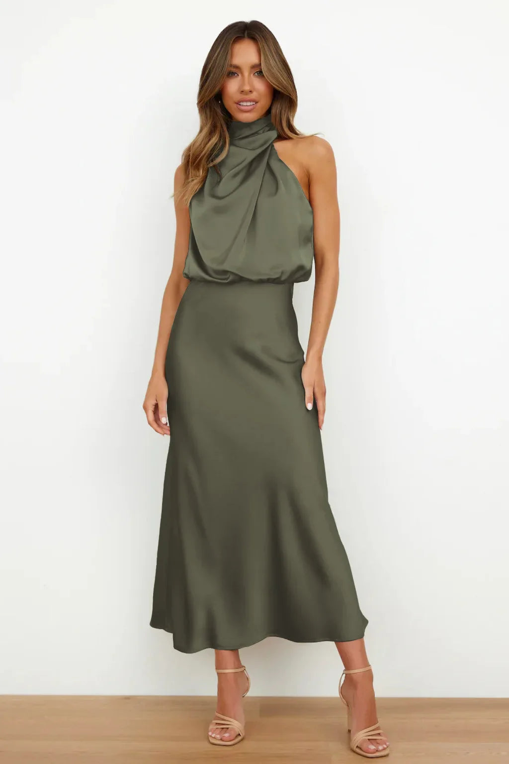 Mayra | Halterneck dress
