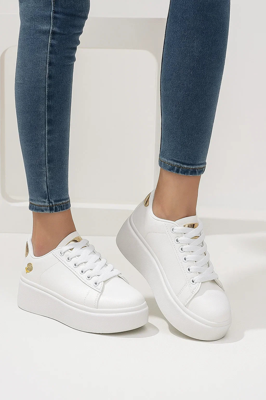 Golden rose sneaker