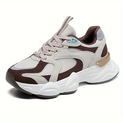 Modern sneaker with raised sole